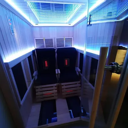 Le Milan Royal -suite Luxueuse Avec Sauna Et Jacuzzi Holiday home Vielsalm